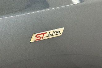 Vehicle Thumbnail 25