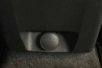 Vehicle Thumbnail 46