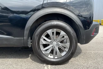 Vehicle Thumbnail 18