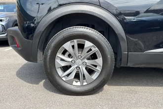 Vehicle Thumbnail 40