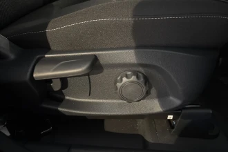 Vehicle Thumbnail 20