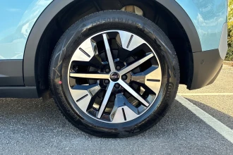 Vehicle Thumbnail 18