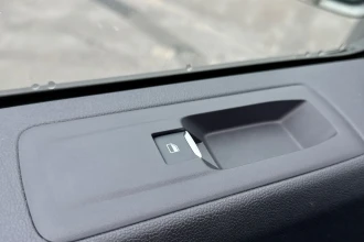 Vehicle Thumbnail 25