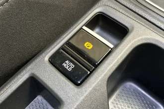 Vehicle Thumbnail 30