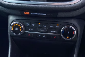 Vehicle Thumbnail 32