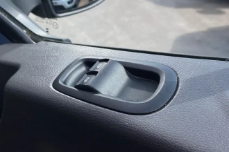 Vehicle Thumbnail 23