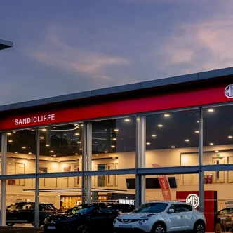 Autotrader UK vs Main Dealer: Where Is Safer to Buy?