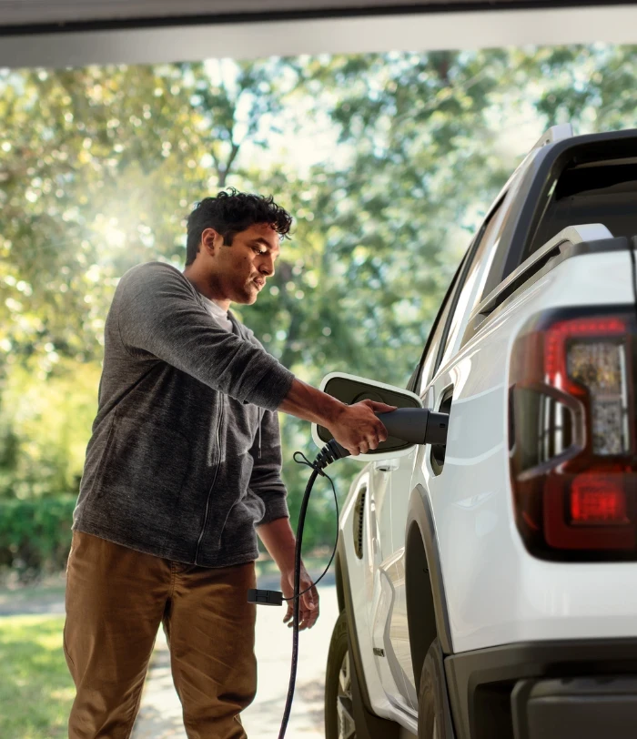 How do PHEVs Work?
