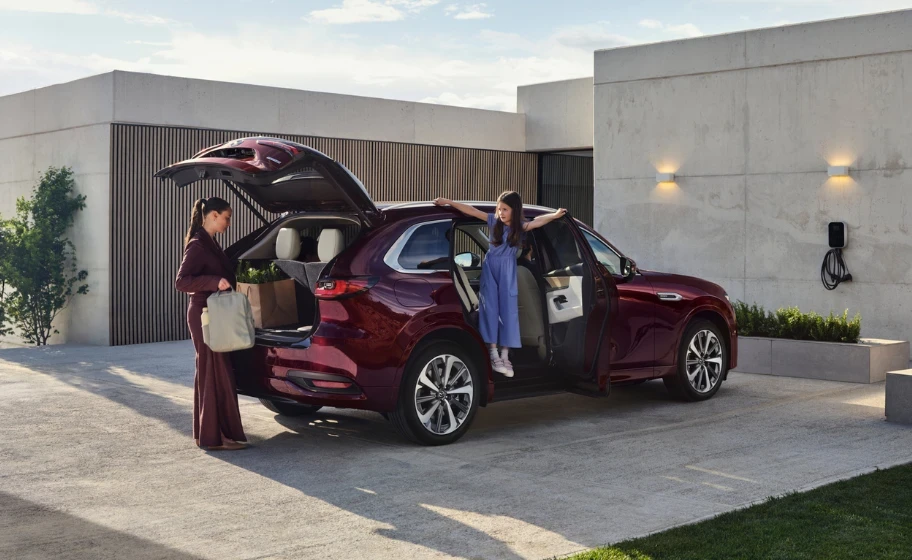Mazda CX-80 vs Kia Sorento PHEV: The Smart Family SUV Choice
