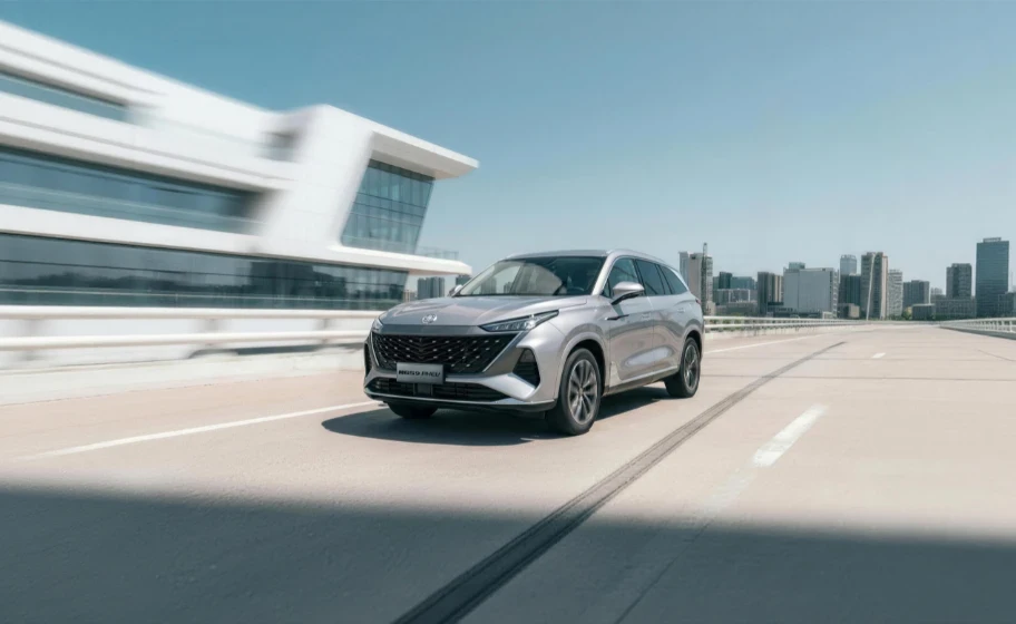 Meet the New MG S9 PHEV: A Game-Changing 7-Seat Hybrid SUV