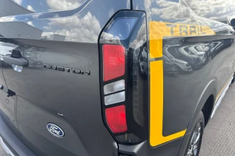 Vehicle Thumbnail 19