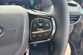 Vehicle Thumbnail 26