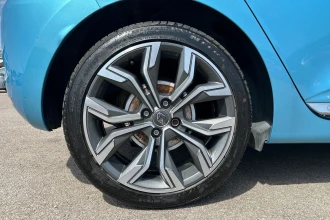 Vehicle Thumbnail 18
