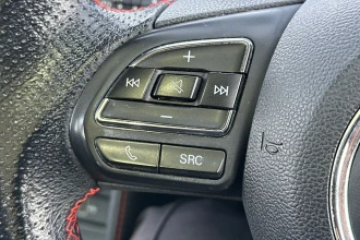 Vehicle Thumbnail 30