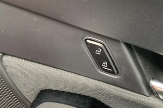 Vehicle Thumbnail 31