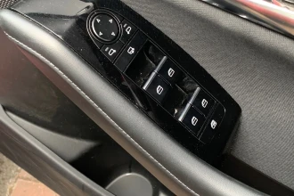 Vehicle Thumbnail 33