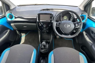 Vehicle Thumbnail 13