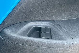 Vehicle Thumbnail 18