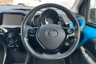 Vehicle Thumbnail 28
