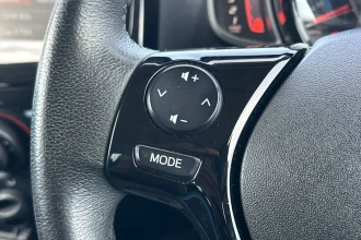 Vehicle Thumbnail 31