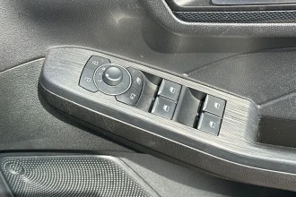Vehicle Thumbnail 18