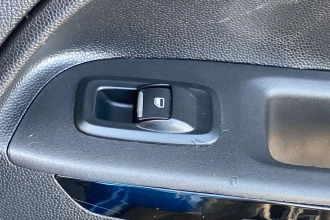 Vehicle Thumbnail 28