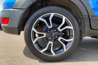 Vehicle Thumbnail 11