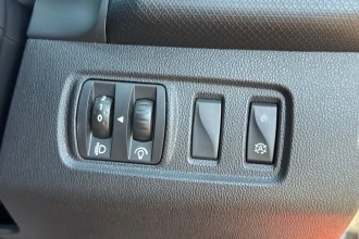Vehicle Thumbnail 26