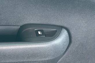 Vehicle Thumbnail 24