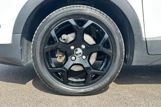 Vehicle Thumbnail 11