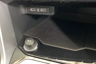Vehicle Thumbnail 38