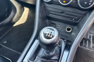Vehicle Thumbnail 33