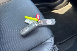 Vehicle Thumbnail 36