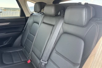 Vehicle Thumbnail 16