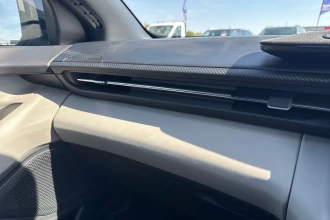 Vehicle Thumbnail 32