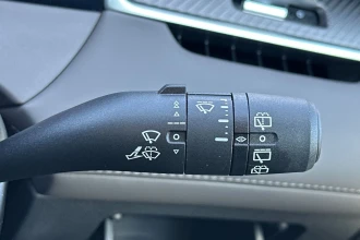 Vehicle Thumbnail 32