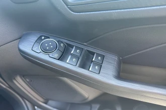 Vehicle Thumbnail 25