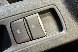 Vehicle Thumbnail 36