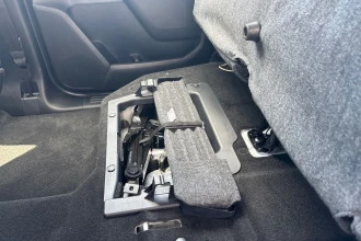 Vehicle Thumbnail 25