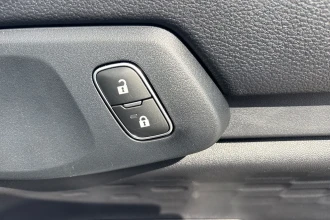 Vehicle Thumbnail 28