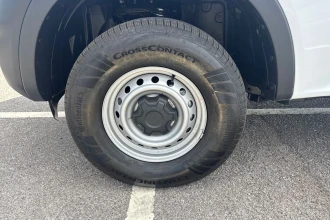 Vehicle Thumbnail 11