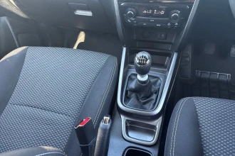 Vehicle Thumbnail 26