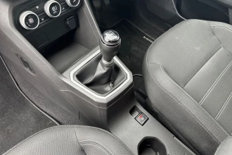 Vehicle Thumbnail 40