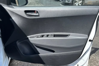 Vehicle Thumbnail 28