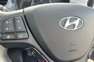 Vehicle Thumbnail 32