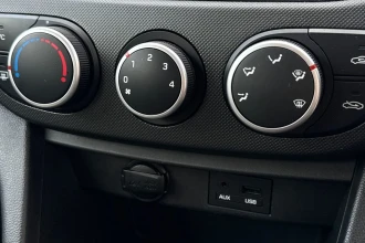Vehicle Thumbnail 35