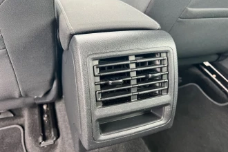 Vehicle Thumbnail 30