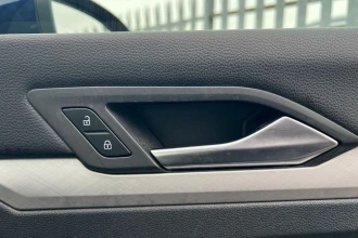 Vehicle Thumbnail 46