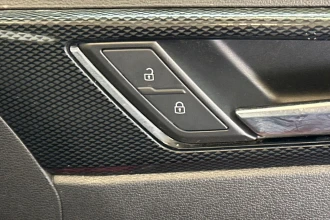 Vehicle Thumbnail 26