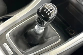Vehicle Thumbnail 37